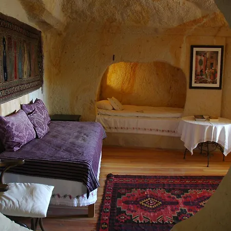 Hotell Elkep Evi Cave 3*